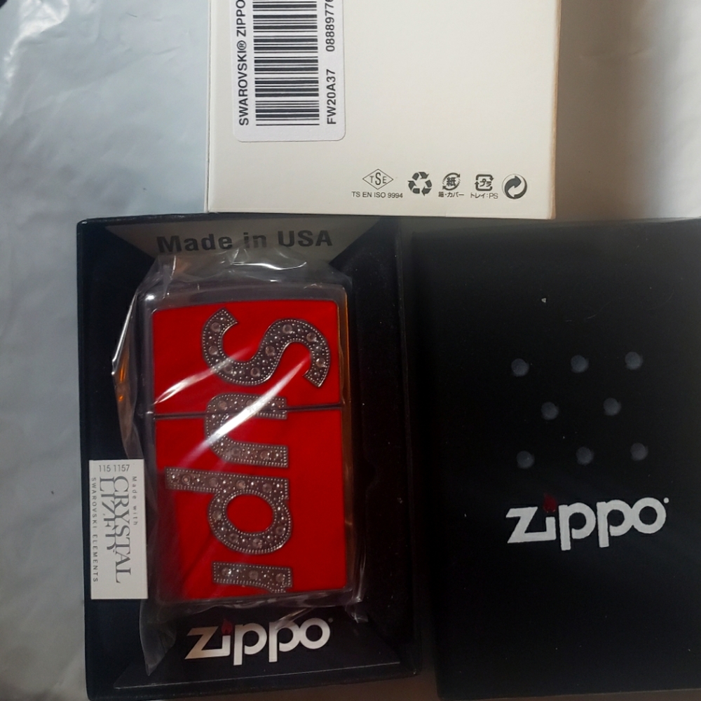 SUPREME & SWAVORSKI ZIPPO COLLAB